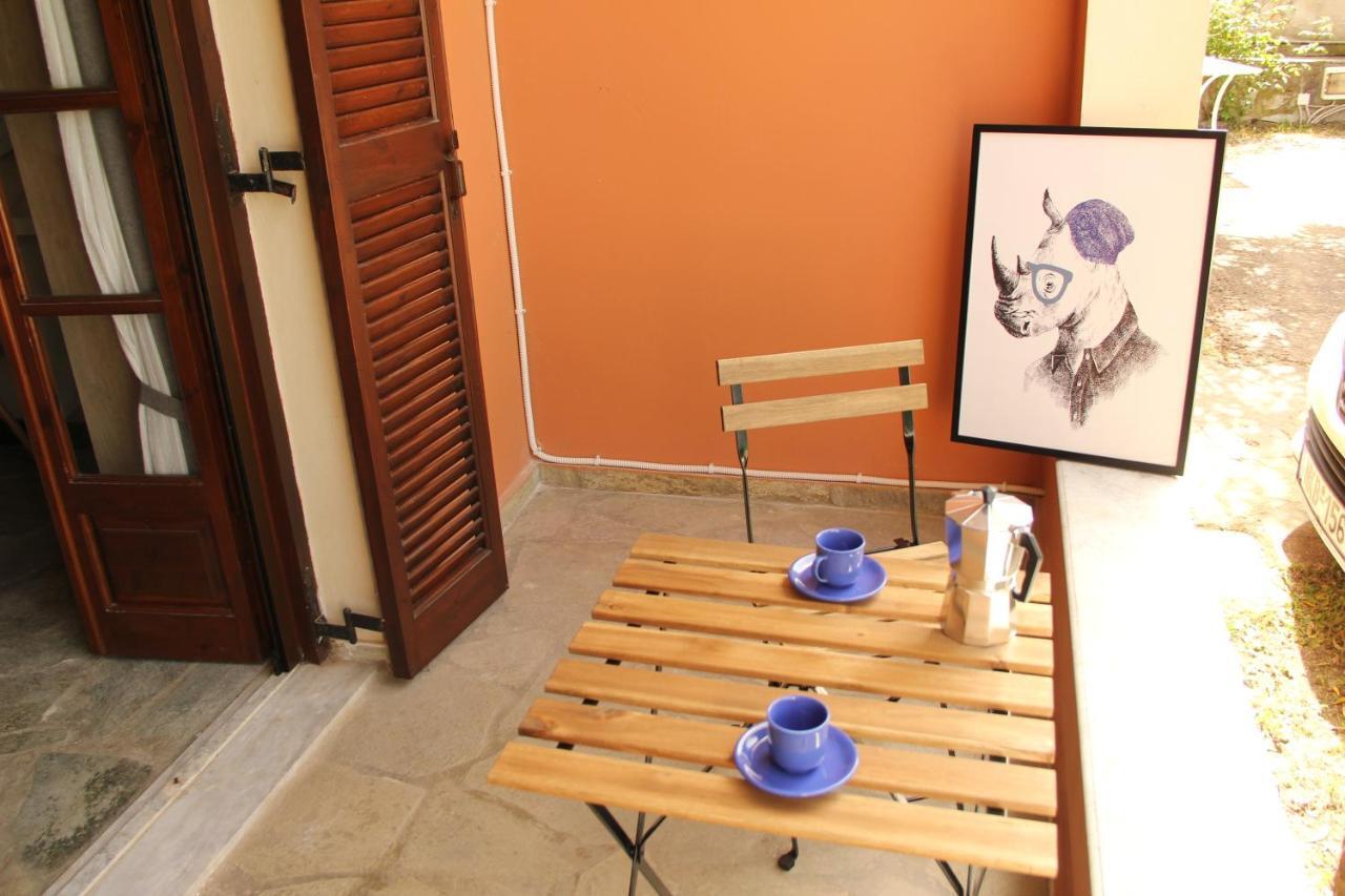 Appartement Wilson & Andrew House - Wanderlust à Avliótes Extérieur photo